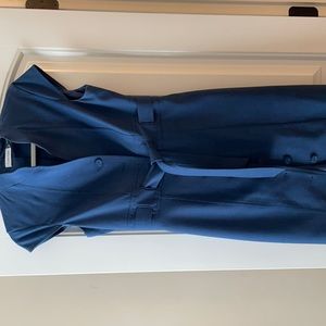 navy button front dress. Tie waist, lined, EUC